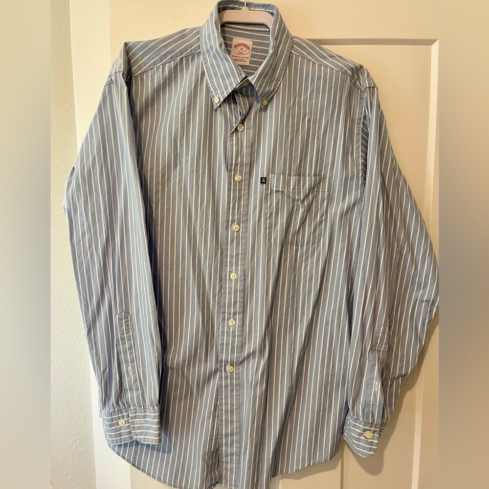 Brooks Brothers Button Down Size Medium